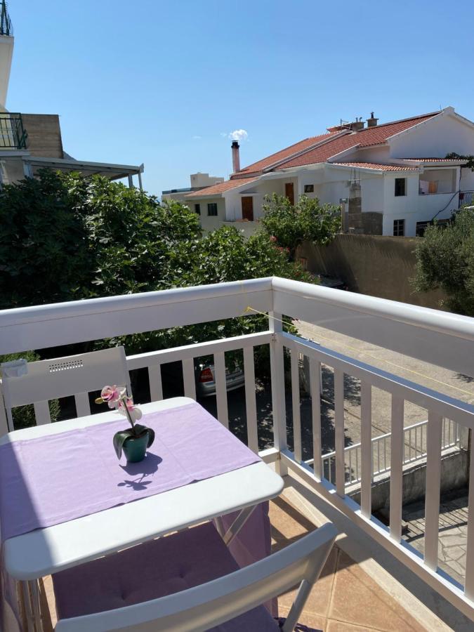 Mirta Appartement Gradac  Buitenkant foto