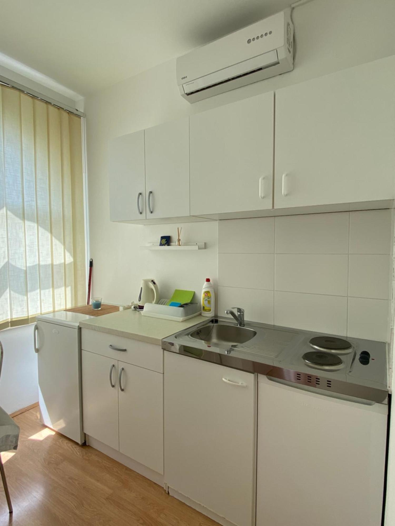 Mirta Appartement Gradac  Buitenkant foto