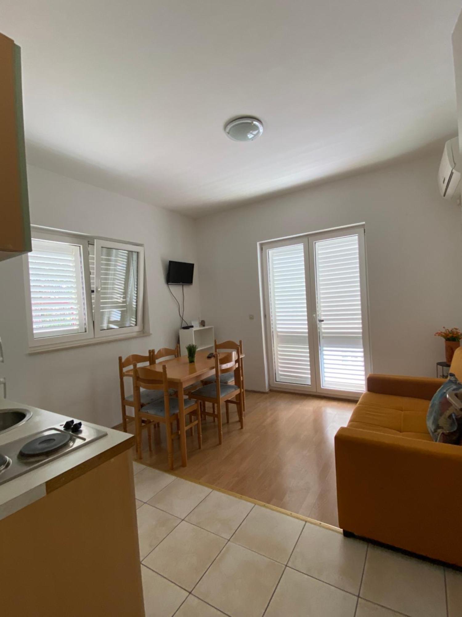 Mirta Appartement Gradac  Buitenkant foto